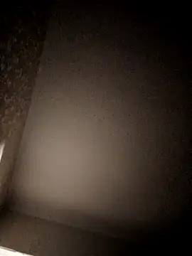 Snapshot of YuliannaFox chatting on December 23, 10:23 pm YuliannaFox online show from December 23, 10:23 pm