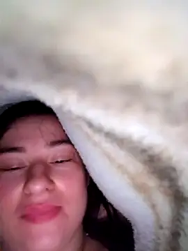 Snapshot of YuliannaFox chatting on February 6, 10:43 pm YuliannaFox online show from February 6, 10:43 pm