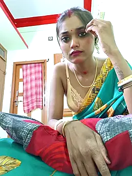 Snapshot of pojahoty chatting on February 14, 6:51 pm pojahoty online show from February 14, 6:51 pm