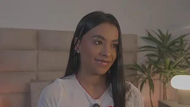 emma brooks1 online show from February 18, 7:43 pm