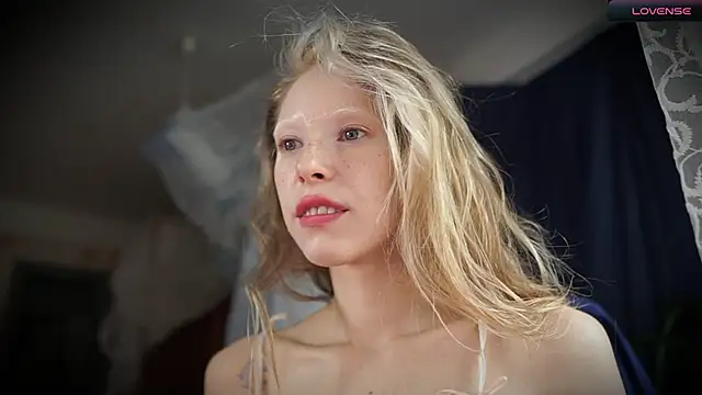  Phantom thread  online show from October 10, 10:58 am