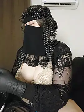 -Arab milf- online show from July 12, 8:00 pm