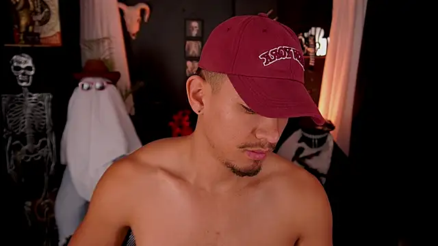 Aaronfox x online show from October 19, 12:39 pm