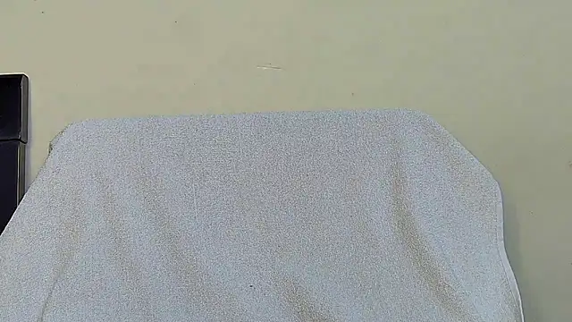 Snapshot of MIss-Naina chatting on November 15, 9:17 am MIss-Naina online show from November 15, 9:17 am