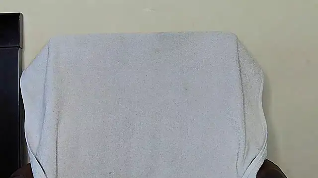 Snapshot of MIss-Naina chatting on November 30, 7:56 am MIss-Naina online show from November 30, 7:56 am