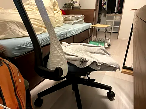 Snapshot of loinclothgay chatting on December 4, 10:41 pm loinclothgay online show from December 4, 10:41 pm