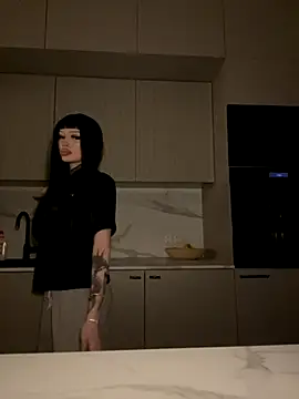 Snapshot of madelinexx chatting on November 7, 4:07 pm madelinexx online show from November 7, 4:07 pm