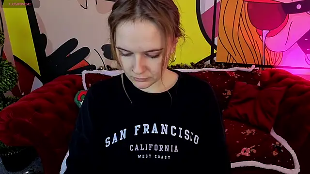 MaribelRiverr  online show from December 16, 6:40 am