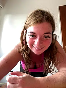 Snapshot of Lombada chatting on September 15, 8:03 am Lombada online show from September 15, 8:03 am