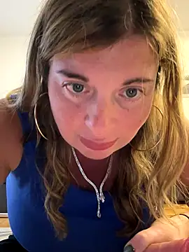 Snapshot of Lombada chatting on October 27, 1:48 pm Lombada online show from October 27, 1:48 pm