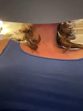 Snapshot of Lombada chatting on December 14, 3:28 pm Lombada online show from December 14, 3:28 pm