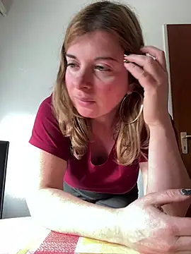 Snapshot of Lombada chatting on February 10, 10:30 am Lombada online show from February 10, 10:30 am