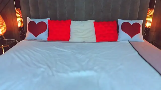 BettyDark online show from March 2, 4:47 am