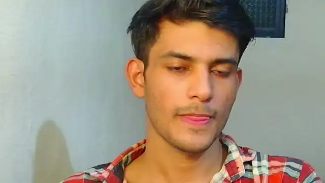 kingkartik7 online show from October 11, 3:21 pm