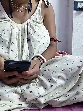Snapshot of miss-Riy chatting on July 7, 4:44 pm miss-Riy online show from July 7, 4:44 pm