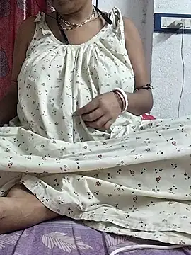 Snapshot of miss-Riy chatting on July 9, 4:44 pm miss-Riy online show from July 9, 4:44 pm
