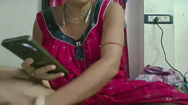 Snapshot of miss-Riy chatting on July 24, 5:00 pm miss-Riy online show from July 24, 5:00 pm