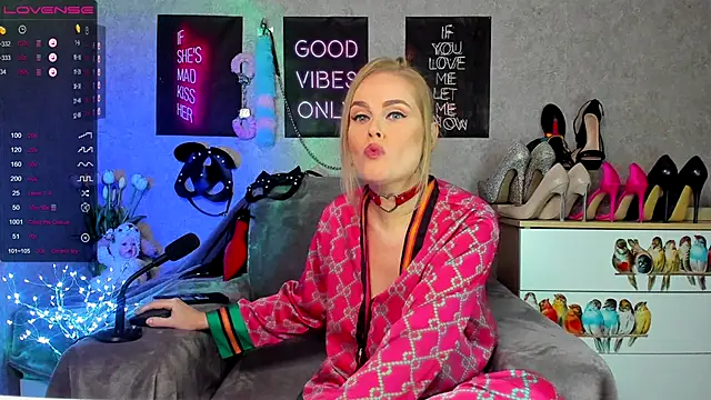 HannaKorsak online show from September 29, 7:19 pm