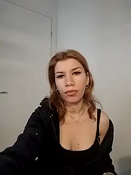 Snapshot of EvaRush chatting on December 22, 8:44 am EvaRush online show from December 22, 8:44 am