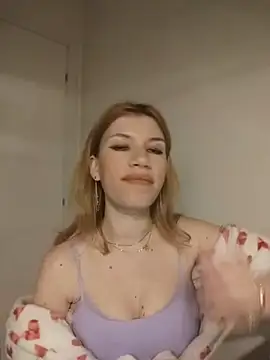 EvaRush online show from March 29, 8:09 pm