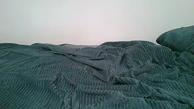 Emma 99 online show from April 5, 12:24 pm