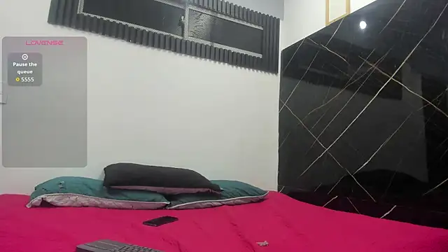 Analiasmith89 online show from December 21, 3:35 am