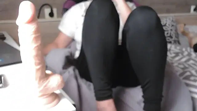 LaRa forU online show from October 26, 10:21 am