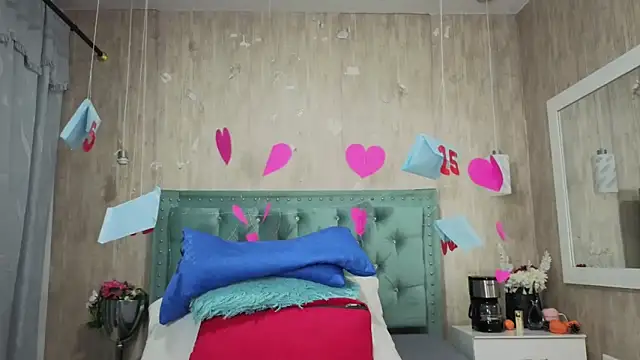 Snapshot of Marcelaa_fox chatting on February 13, 9:11 pm Marcelaa fox online show from February 13, 9:11 pm