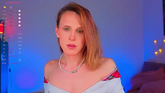  yourFoxy  online show from April 28, 8:36 pm