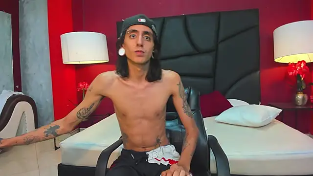 Matthew Dixonn online show from January 3, 7:38 am