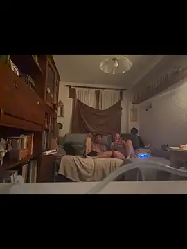 camisexxxtodo online show from March 30, 4:24 am