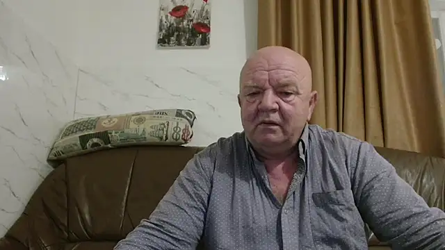 fullballs6 online show from December 22, 2:52 am