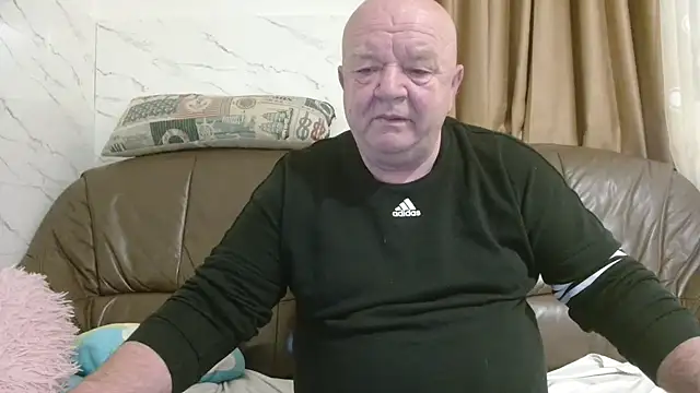 fullballs6 online show from February 9, 12:47 am