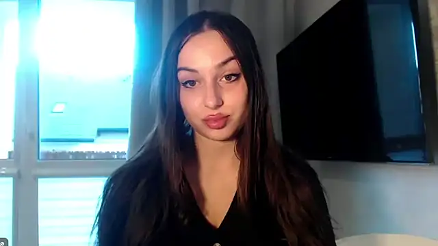 courtneyPerfect online show from October 7, 1:52 pm