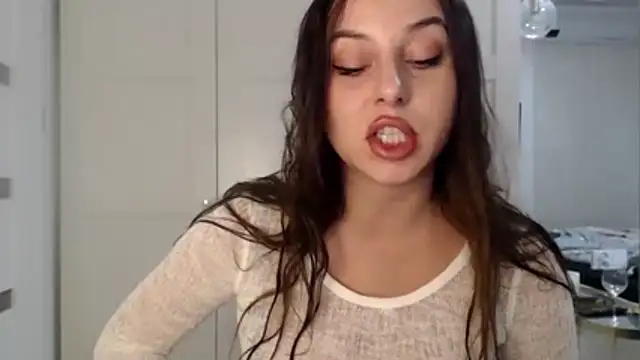 courtneyPerfect online show from October 24, 2:13 pm