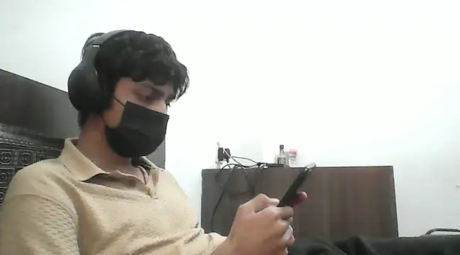 arthurisaredflag online show from February 2, 8:46 am