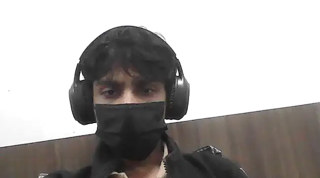 arthurisaredflag online show from February 3, 8:13 pm