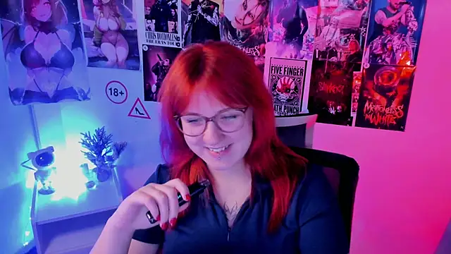 Snapshot of Rudy_02 chatting on October 11, 8:18 pm Rudy 02 online show from October 11, 8:18 pm