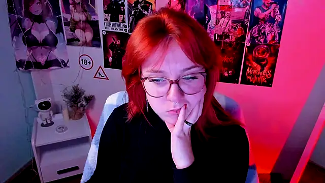 Snapshot of Rudy_02 chatting on October 22, 1:39 am Rudy 02 online show from October 22, 1:39 am