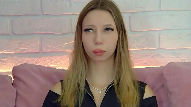 MaliaLandre online show from September 26, 4:11 pm