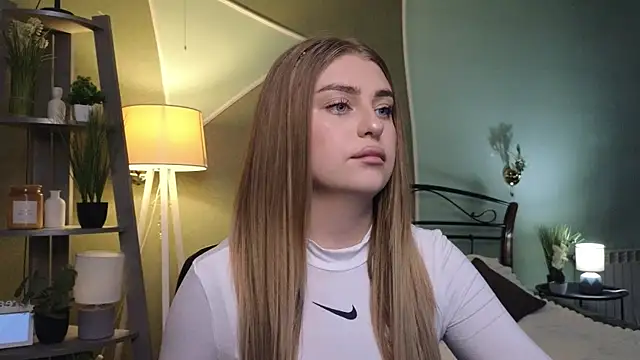 Snapshot of edaachi chatting on January 30, 2:04 pm edaachi online show from January 30, 2:04 pm