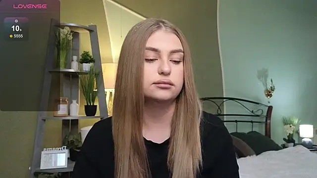 Snapshot of edaachi chatting on February 17, 11:13 am edaachi online show from February 17, 11:13 am