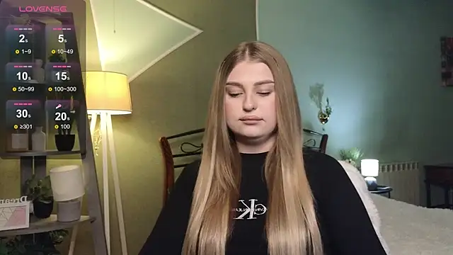 Snapshot of edaachi chatting on February 18, 4:37 pm edaachi online show from February 18, 4:37 pm