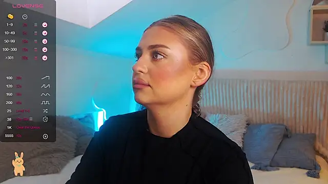 Snapshot of edaachi chatting on February 24, 10:46 am edaachi online show from February 24, 10:46 am