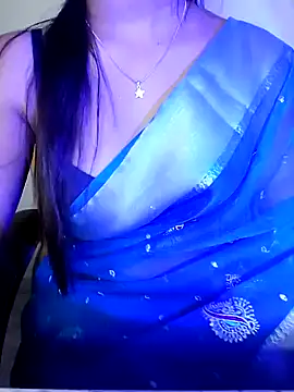 QueenOfHeart 07 online show from December 4, 12:08 am