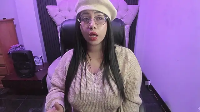 Sexy cristall  online show from July 14, 8:47 pm