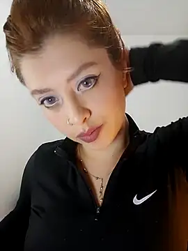 nix white online show from January 12, 10:43 pm