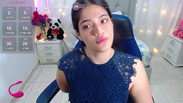 Snapshot of Alison_girl20 chatting on February 19, 10:53 pm Alison girl20 online show from February 19, 10:53 pm