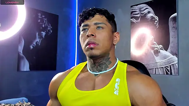 bradley smith online show from October 23, 4:01 am