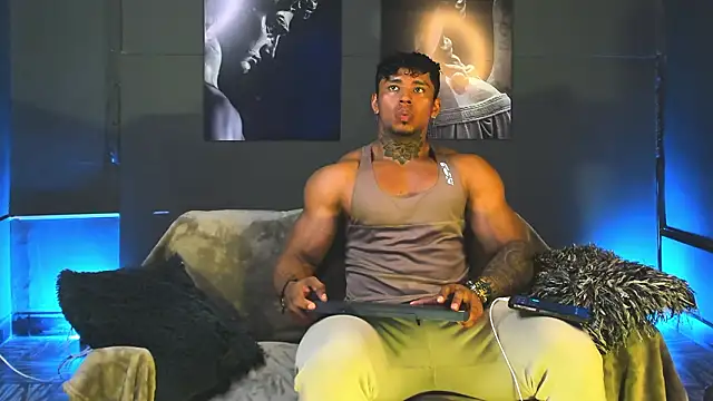 bradley smith online show from February 13, 9:22 pm